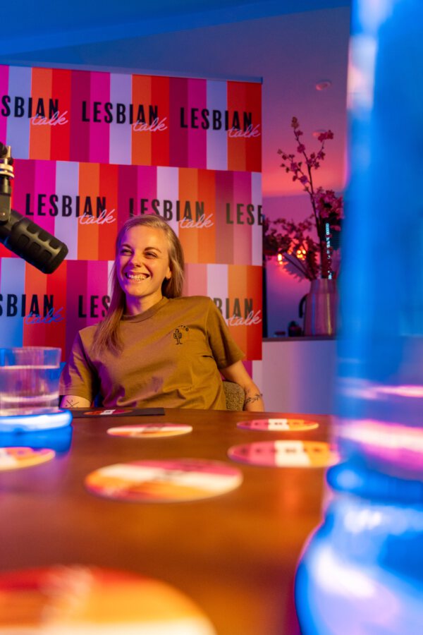 BP8A7530 bij Lesbian Talk